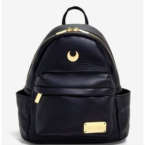 Hot Topic | RARE Sailor Moon Luna Backpack in Black